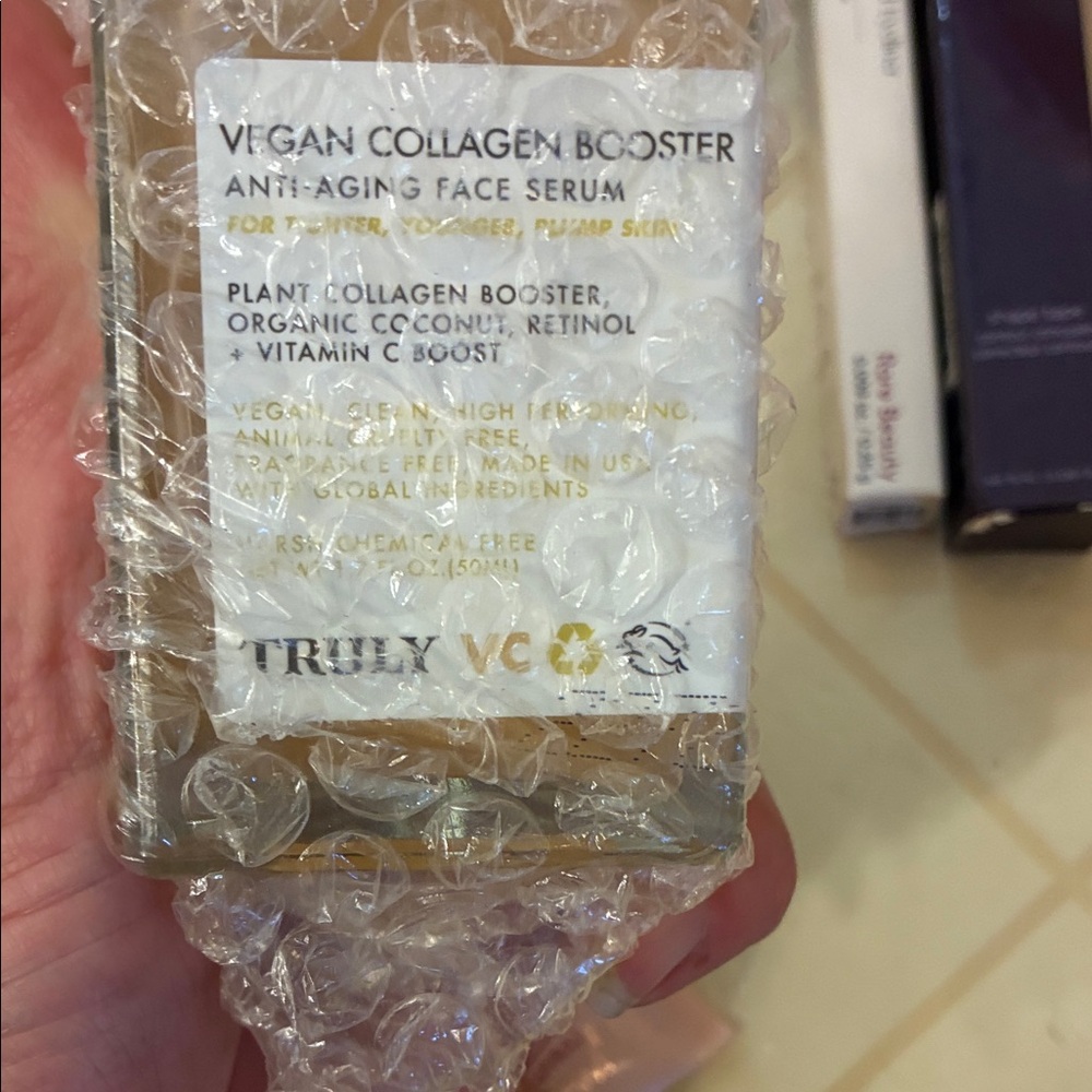 TRULY Vegan Collagen Booster Anti-Aging Face Serum - Gold